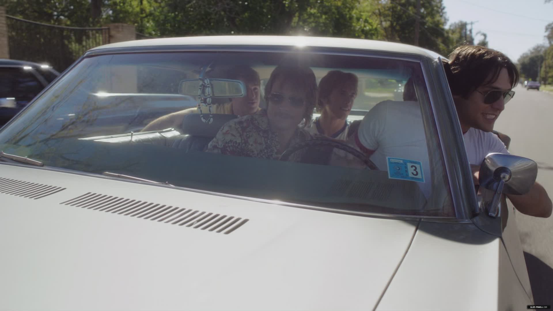 071.jpg
